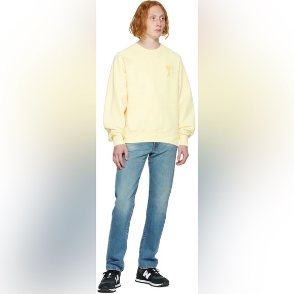 Ami de Cœur Sweatshirt - Picture 7 of 8